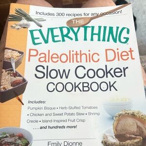 Paleolithic Diet Slow Cooker Cookbook